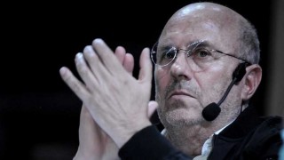 Robos inútiles de mayo, las maestrans y el “Partido de la gente que se va a otro partido” - Columna de Darwin - DelSol 99.5 FM