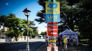 Un proyecto que amplía zona de prohibición para cartelería política - Titulares y suplentes - DelSol 99.5 FM