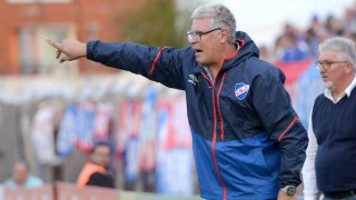 “Me cae mal el clásico en el Intermedio porque son partidos con mucha presión” - Entrevistas - DelSol 99.5 FM