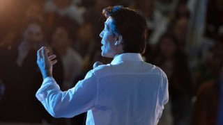 Darwin vende servicio de encuestas mexicanas y las 15 fake news sobre Sartori - Columna de Darwin - DelSol 99.5 FM