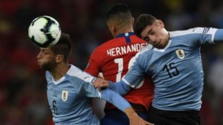 Uruguay 1 - 0 Chile
