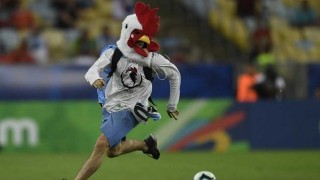 El pollo que cambió el partido con Chile y la fuga de Morabitto - Columna de Darwin - DelSol 99.5 FM