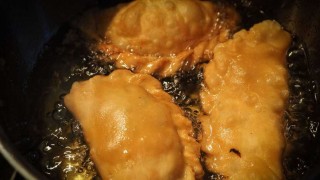 Para comer empanadas, ¿se elige el orden o lo dejas al azar? - Sobremesa - DelSol 99.5 FM