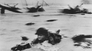 La vida al límite del hombre que cambió la fotografía de guerra - Leo Barizzoni - DelSol 99.5 FM