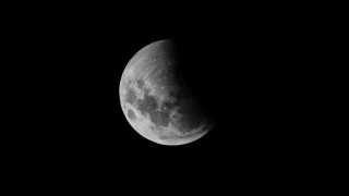 Las características del eclipse lunar - Audios - DelSol 99.5 FM