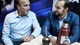 Martínez arregla lo que rompe y el idiota importante de Johnson - Columna de Darwin - DelSol 99.5 FM