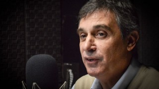 García: Es “inaceptable” decir que el Gobierno negoció para UPM, como afirmó Lacalle Pou - Entrevista central - DelSol 99.5 FM