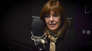 Ana Ribeiro, la historiadora que le dio clases a Manini Ríos y acompañará a Larrañaga al Senado - Entrevista central - DelSol 99.5 FM