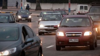 ¿Cuántas flatulencias recibe el asiento de un auto por año? - Sobremesa - DelSol 99.5 FM