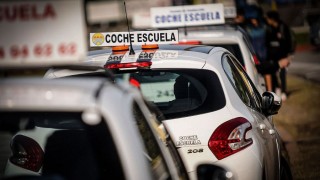 Senado aprobó creación de libreta de conducir por puntos - Titulares y suplentes - DelSol 99.5 FM