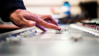 Versiones que arruinaron la original - Playlist - DelSol 99.5 FM