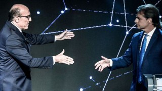 Darwin pidió anular la ley de debate y explicó más de su idea del país de probeta - Columna de Darwin - DelSol 99.5 FM