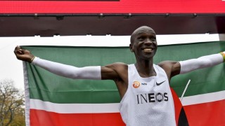 Kipchoge llegó 20 años antes - Diego Muñoz - DelSol 99.5 FM
