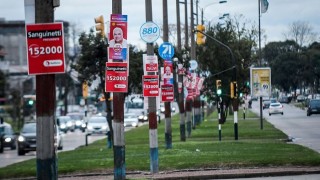 Cartelería política: todos los partidos incumplieron la normativa - Informes - DelSol 99.5 FM