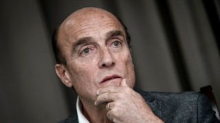 Darwin ve a Martínez como “Bruze Williz” en “Sexto Sentido” - Columna de Darwin - DelSol 99.5 FM