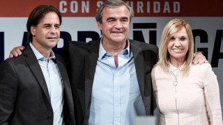 Todos ganaron en el balotaje: hasta Larrañaga y Mieres - Columna de Darwin - DelSol 99.5 FM