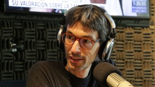 Las frases para la noche de Navidad y el elogio a la vida rutinaria del Macro - Columna de Darwin - DelSol 99.5 FM