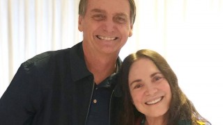 Regina Duarte: de “namoradinha” de Brasil a “namoradinha” de Bolsonaro - Denise Mota - DelSol 99.5 FM