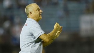 Los estudios del DT de Rentistas y los abdominales de JR - Darwin - Columna Deportiva - DelSol 99.5 FM