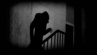 Instrucciones para cuidarse de los vampiros - Segmento dispositivo - DelSol 99.5 FM