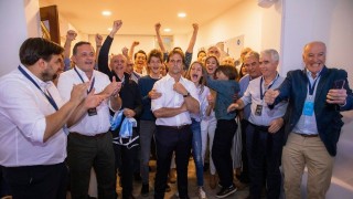 El fotógrafo de la campaña de Lacalle Pou y el coronavirus en Italia según Darwin - NTN Concentrado - DelSol 99.5 FM