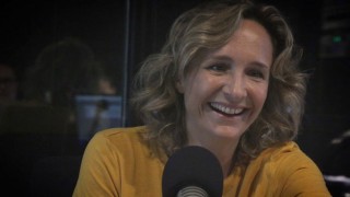 La vida de Laura Raffo, su definición de “humanista” y el inicio de una carrera política para “ayudar al cambio” - Charlemos de vos - DelSol 99.5 FM
