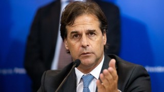 Los libros, los virus y la medida impopulista popular de Lacalle Pou - NTN Concentrado - DelSol 99.5 FM