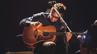 “Logro abstraerme y cantarle a otras cosas más allá de lo que está pasando” - Entrevistas - DelSol 99.5 FM