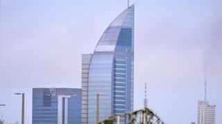 ¿Con quién va a competir Antel? Las diferencias entre blancos y colorados - Informes - DelSol 99.5 FM