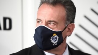 Salinas y su auto congratulación y los países que le ganan al covicho - Columna de Darwin - DelSol 99.5 FM