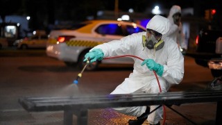 La OMS dice que el covid-19 no se transmite por aire y recomienda no desinfectar calles - Informes - DelSol 99.5 FM