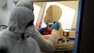 “Hay necesidad de bajar la cantidad de infectados para evitar más mutaciones y nuevas variantes de coronavirus” - Entrevistas - DelSol 99.5 FM