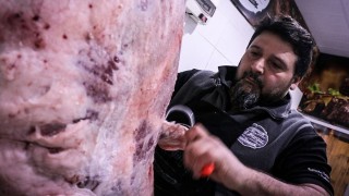 La moda de comer carne podrida - Gustavo Laborde - DelSol 99.5 FM