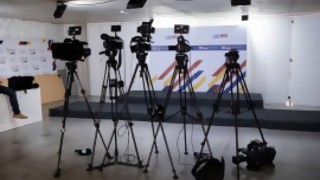 Darwin: canción a los niños en su día y pedido de cierre las carrera de Comunicación - Columna de Darwin - DelSol 99.5 FM