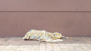 “No hay cupos suficientes para todas las personas que están durmiendo en la calle” - Entrevistas - DelSol 99.5 FM