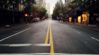 ¿Por cuál vereda de 18 de Julio se camina más y por qué? - Sobremesa - DelSol 99.5 FM