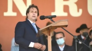Lacalle, el campo y la teoría del “hijo preferido” del Moncho - Columna de Darwin - DelSol 99.5 FM