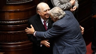 Entre la despedida de Sanguinetti y Mujica y el “ajuste de perillas” por el Covid 19 - La Semana en Cinco Minutos - DelSol 99.5 FM