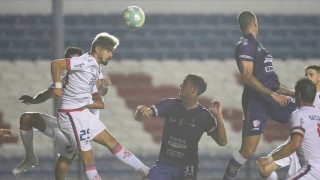 Darwin indignado con la prohibición de cabezazos en el fútbol - Darwin - Columna Deportiva - DelSol 99.5 FM