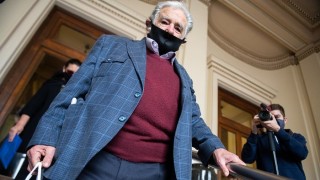 Respuestas sobre inmunidad y el cuerpo extraño dentro del cuerpo extraño de Mujica - NTN Concentrado - DelSol 99.5 FM