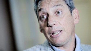 Vacunación de uruguayos que residen en Argentina: Enciso propone puestos en la frontera - Entrevistas - DelSol 99.5 FM