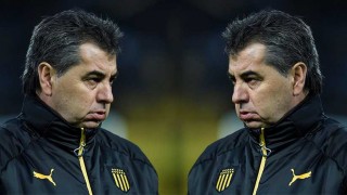 Polilla vs Polilla - Imitaciones - DelSol 99.5 FM