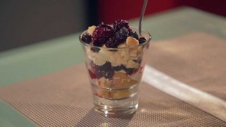 En la cocina de Martín Schwedt: trifle de frutos rojos - Gourmet - DelSol 99.5 FM