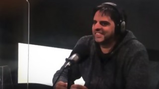 Rafa nos propuso un juego para adivinar canciones - Jodidos de columna - DelSol 99.5 FM
