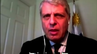 No se lo permito: guerra de vedettes en la OEA; Lima inteligencia: abre termas y cierra escuela - Columna de Darwin - DelSol 99.5 FM