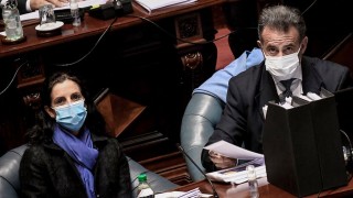 La interpelación: un espectáculo político tan mal hecho que no parece un espectáculo - Columna de Darwin - DelSol 99.5 FM