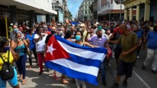 Darwin buscó formas de procrastinar el “Cuba sí, Cuba no” pero no lo logró - Columna de Darwin - DelSol 99.5 FM