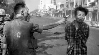 La foto de la ejecución en Vietnam: la historia del que disparó y la culpa del fotógrafo - Leo Barizzoni - DelSol 99.5 FM