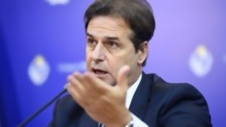 Lacalle carga la mochila (y los riesgos) de la reforma previsional - Victoria Gadea - DelSol 99.5 FM
