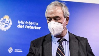 Nos debemos un referéndum sobre la LUC y sobre el MAC (Muralista Antiestético Compulsivo)/ A Heber se le anima cualquiera: desde Rubio hasta un ñandú de Las Piedras - Columna de Darwin - DelSol 99.5 FM